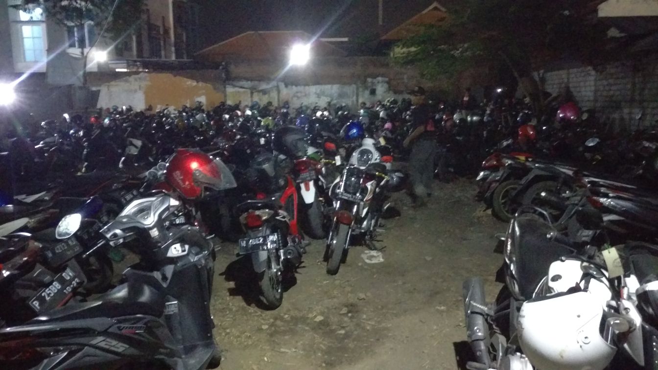 Salah Satu Tempat Parkir di Sisi Utara Gelora Delta Sidoarjo/Foto: Arry Saputra