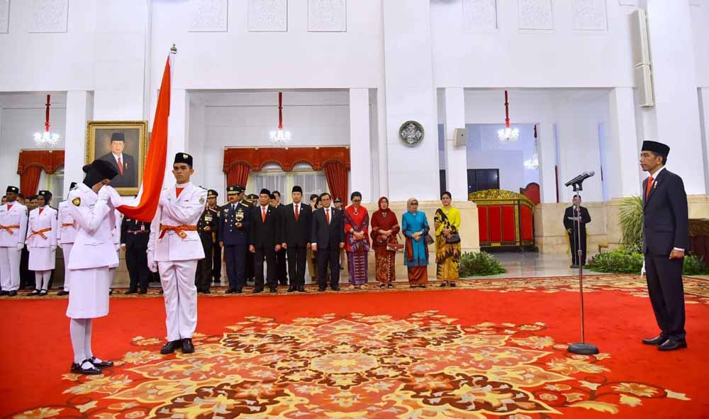 Suasana pengukuhan anggota Paskibraka oleh Presiden joko Widodo