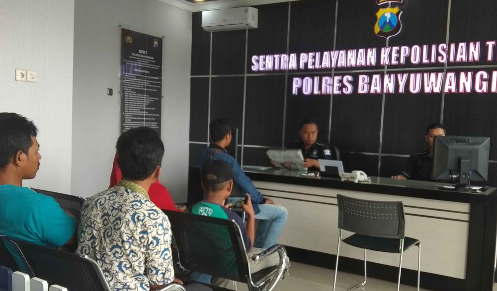 Wali murid di Polres Banyuwangi