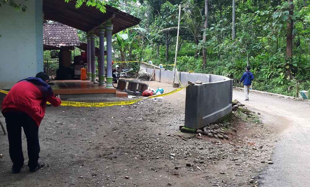 Rumah wanita tewas bersimbah darah di Ponorogo