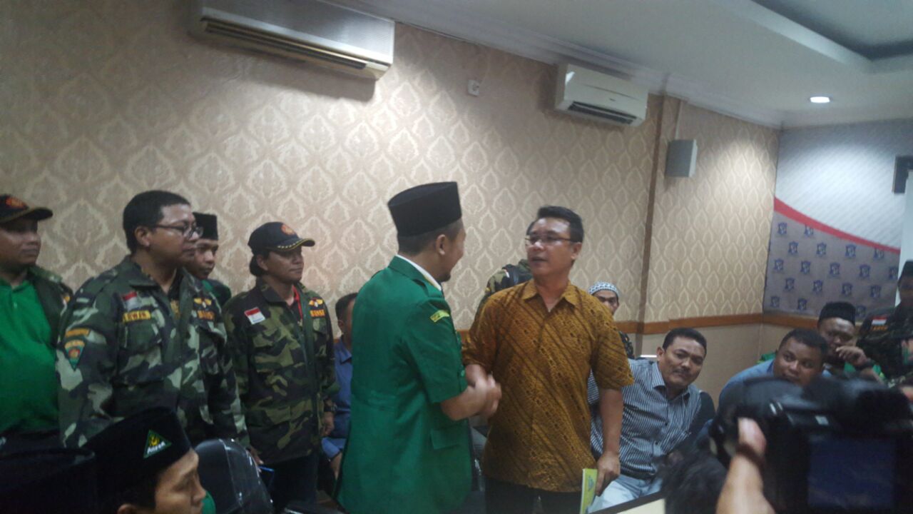 Personil GP Ansor saat di kantor Humas Pemkot Surabaya
