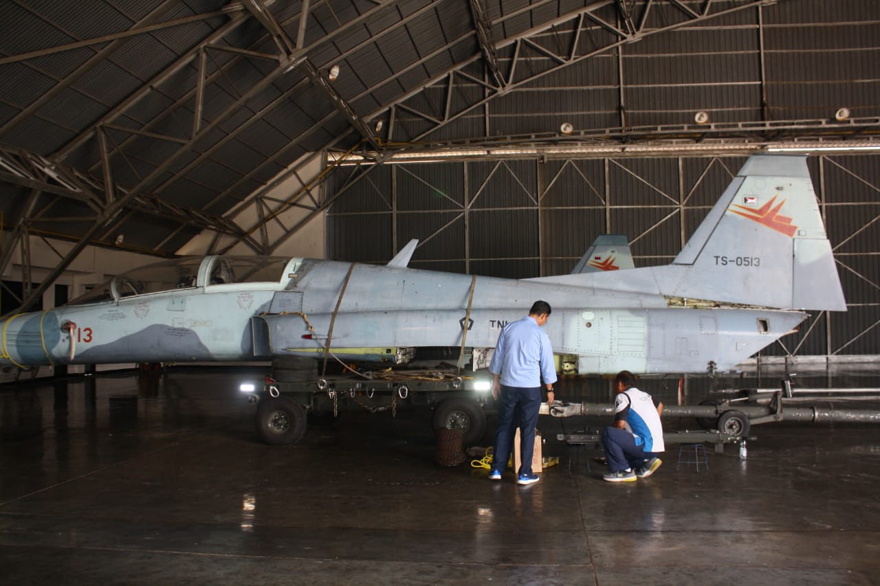 Pesawat tempur F-5-E/F Tiger II yang akan dijadikan monumen/Foto: Mita Kusuma