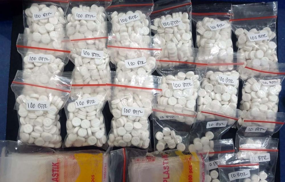 Ribuan pil koplo diamankan