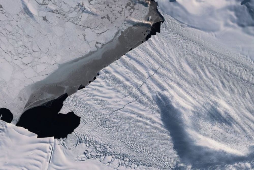 Pine Island Glacier, salah satu gletser di Antartika (Foto: esa via live science)
