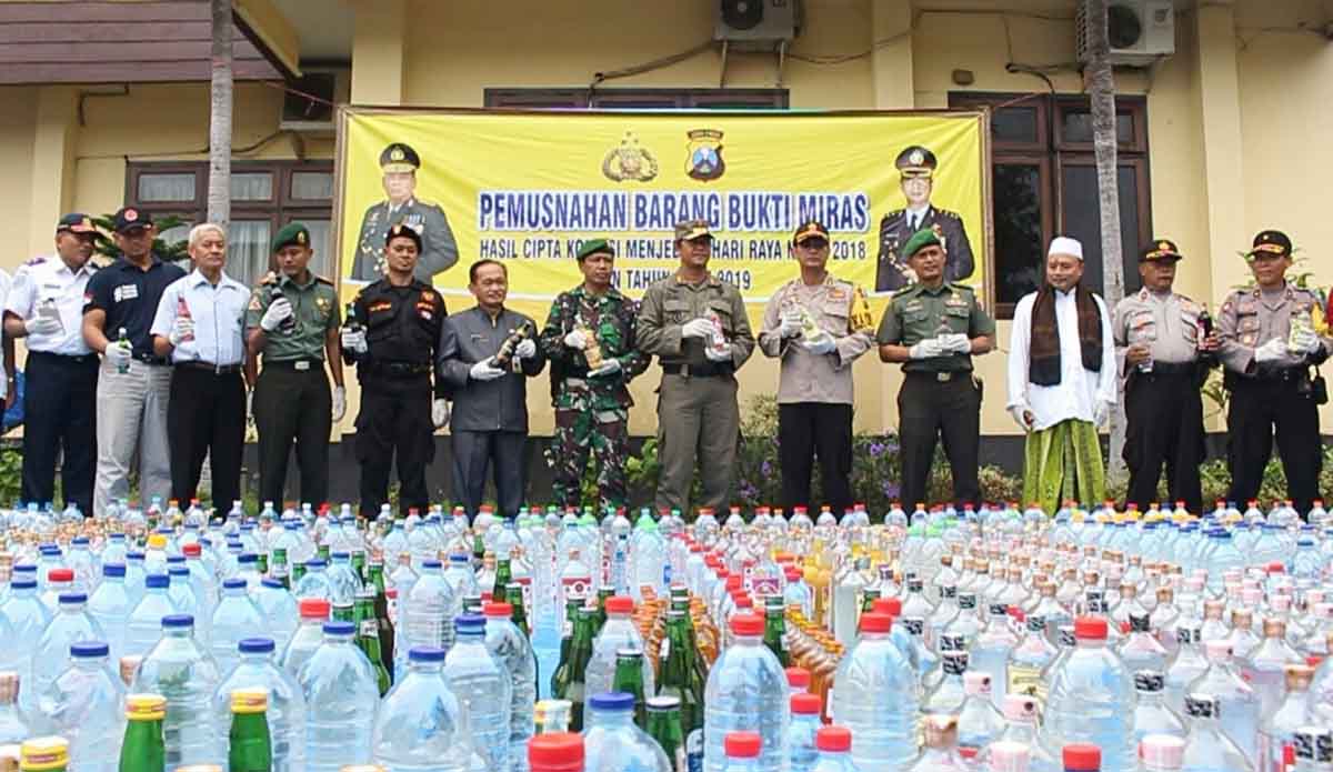 Pertemuan antara wartawan dan polisi di Polres Pasuruan