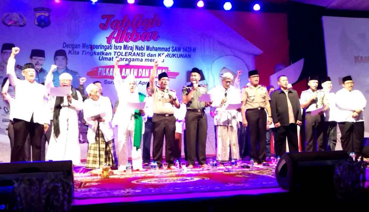 Tabligh akbar dan deklarasi pilkada damai yang digelar di Polrestabes Surabaya.