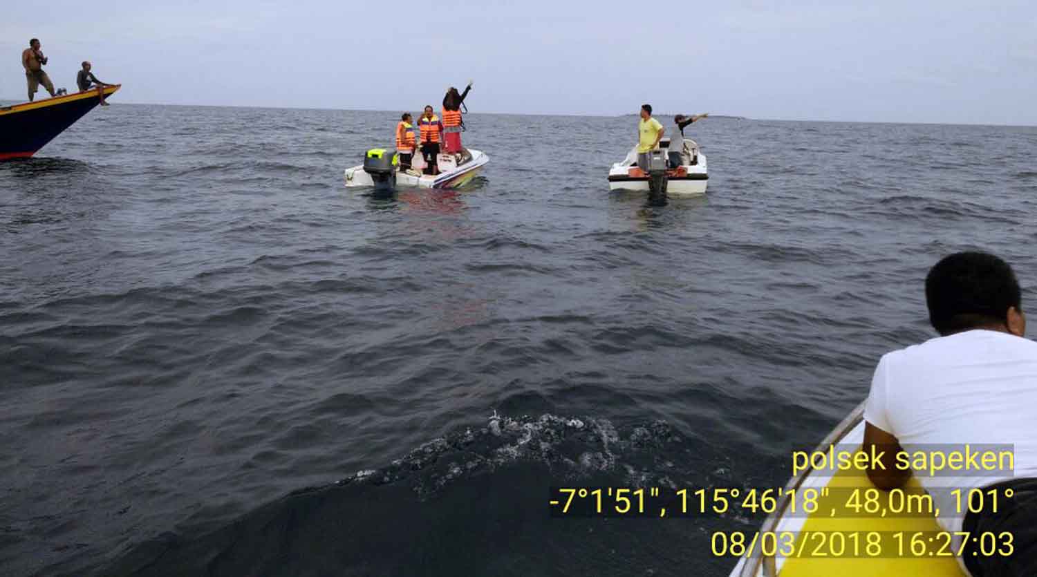 Proses pencarian tim gabungan di perairan Kangean, Sumenep.