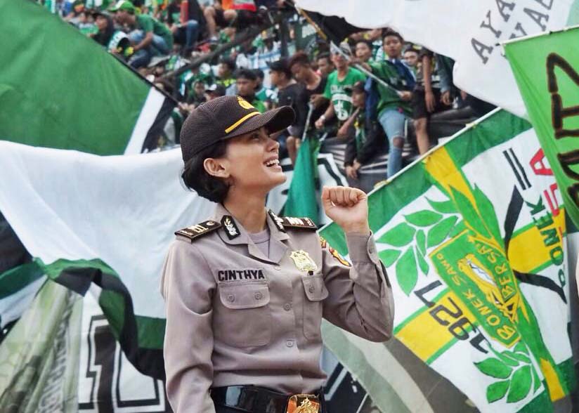 Mengenal AKP Cinthya, Polwan Cantik Andalan Polrestabes Surabaya