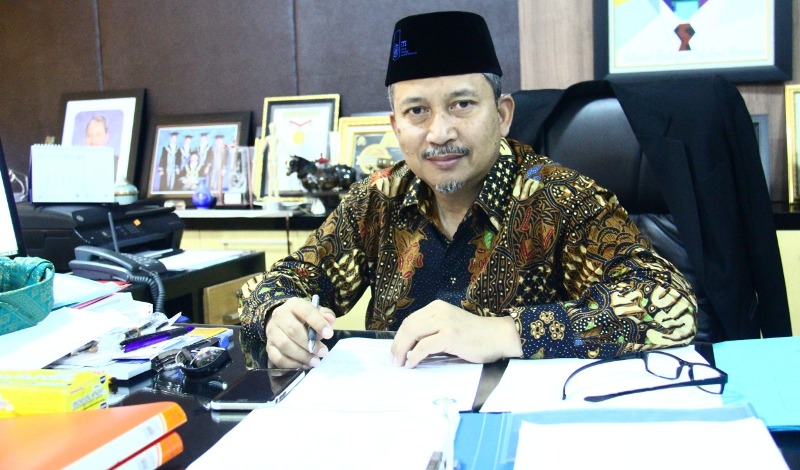 Rektor ITS Prof Joni Hermana di ruang kerjanya, Rabu (3/10/2018). 