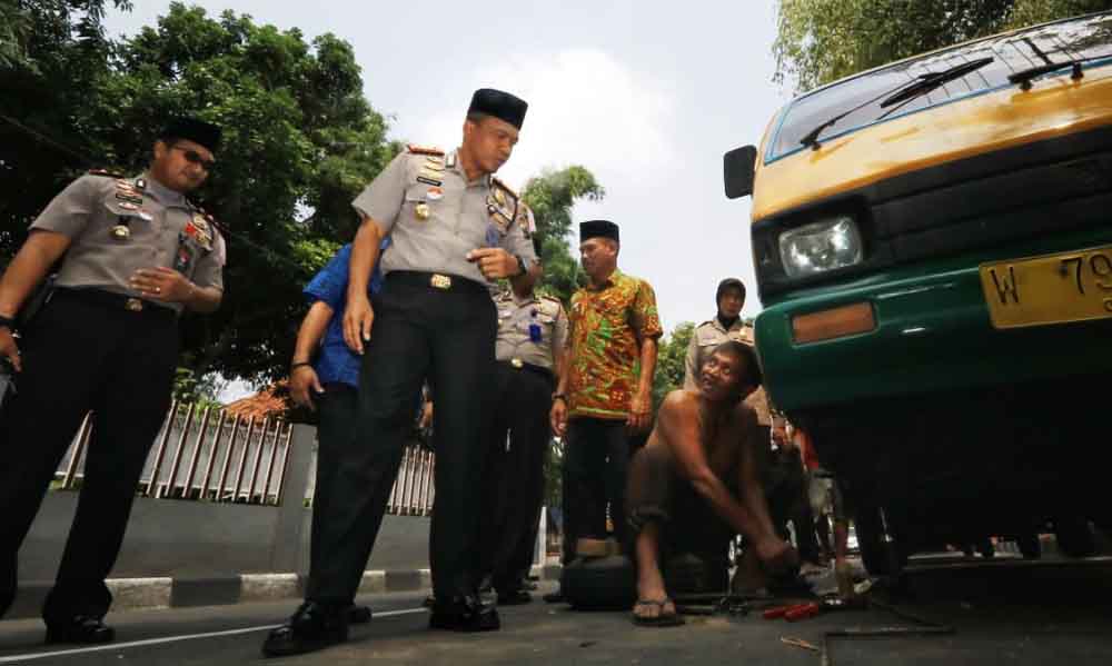 Kapolrestabes mendatangi sopir angkot