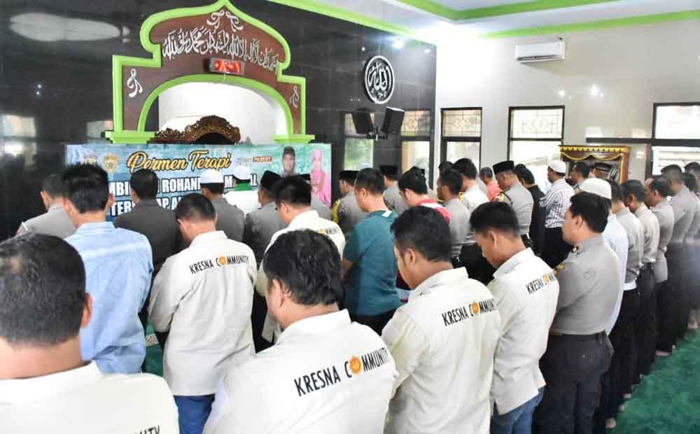 Salat gaib polisi di Pasuruan