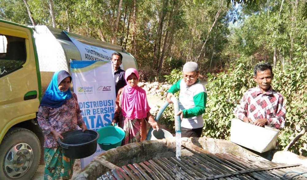 Bantuan air bersih ACT bagi warga Sampang Madura