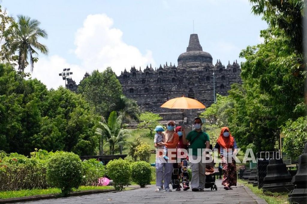 Candi Borobudur Direvitalisasi Jadi Cagar Budaya Kelas Dunia
