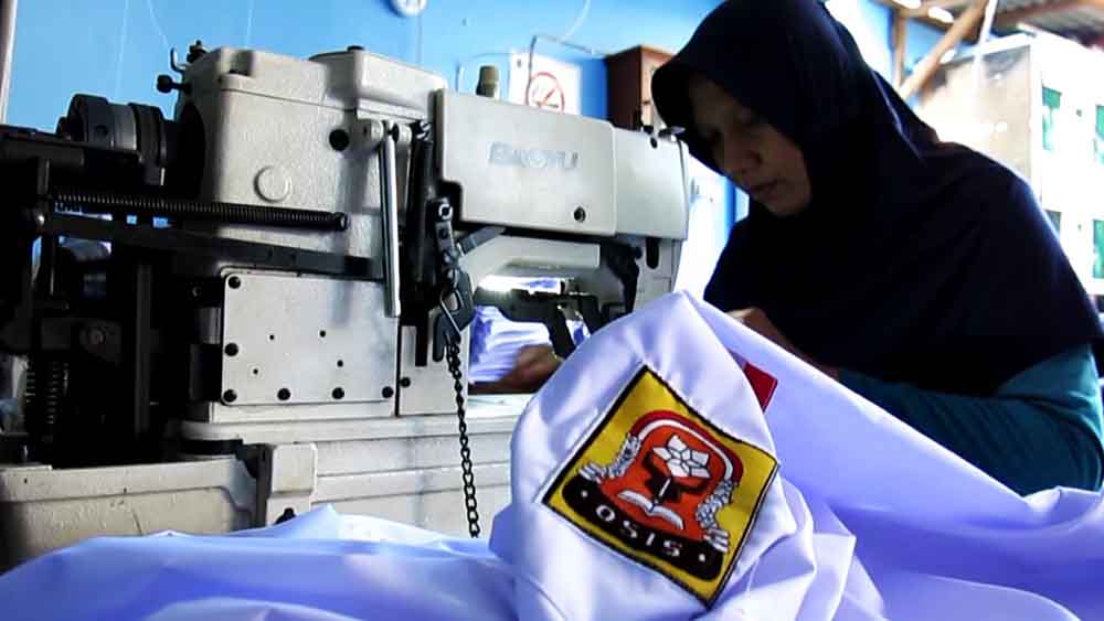 Tahun Ajaran Baru, Pengusaha Konveksi Kebanjiran Order Seragam Sekolah