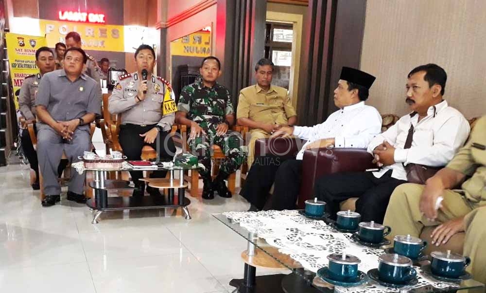 Pertemuan untuk memediasi kasus pencopotan spanduk Pagar Nusa oleh oknum Persaudaraan Setia Hati Terate (PSHT)
