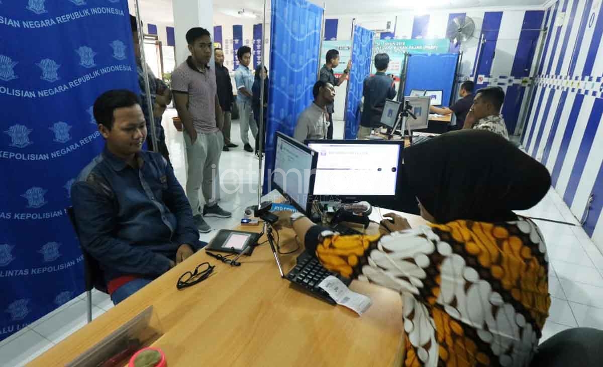 Pelayanan SIM di Satpas Colombo Surabaya