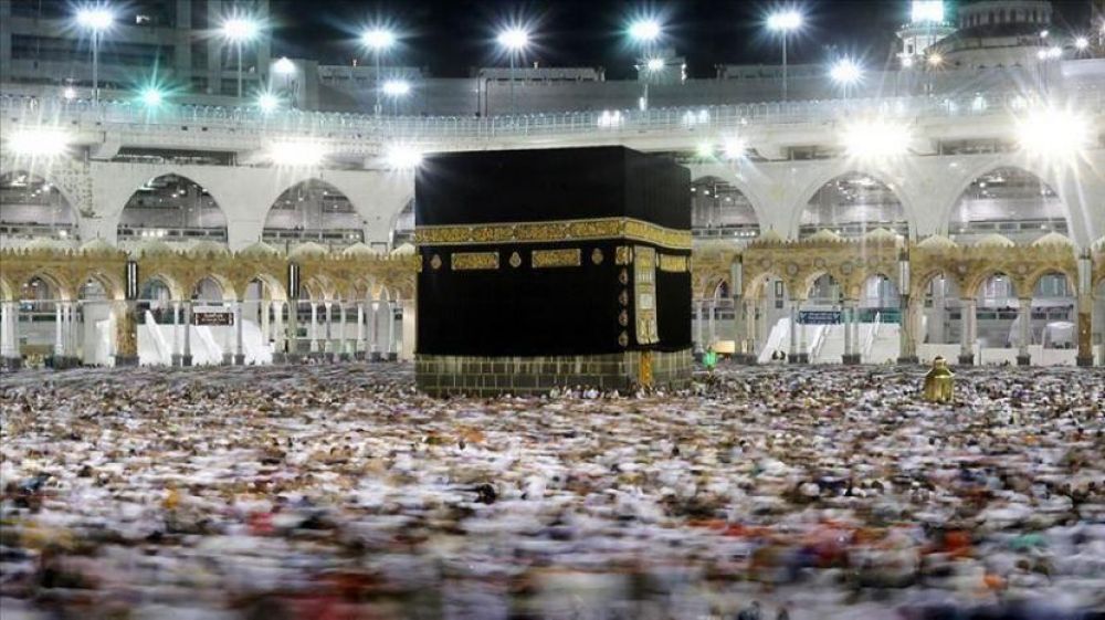 Suasana tawaf di Makkah pada musim haji

