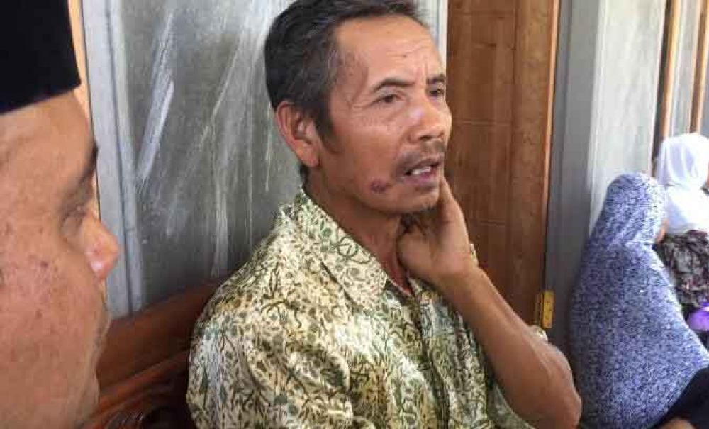 Supriyadi menceritakan kejadian terbunuhnya anak dan cucunya oleh Nardian