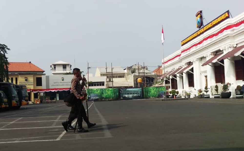 Polisi di Surabaya Mediasi Konflik Kubu Pro Kontra #2019GantiPresiden