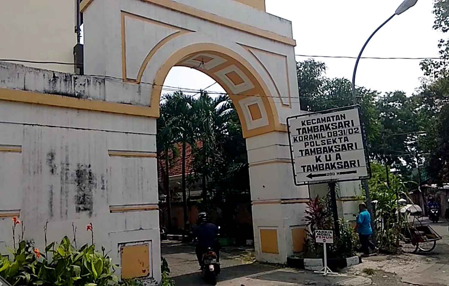 Kantor Kecamatan Tambaksari Surabaya