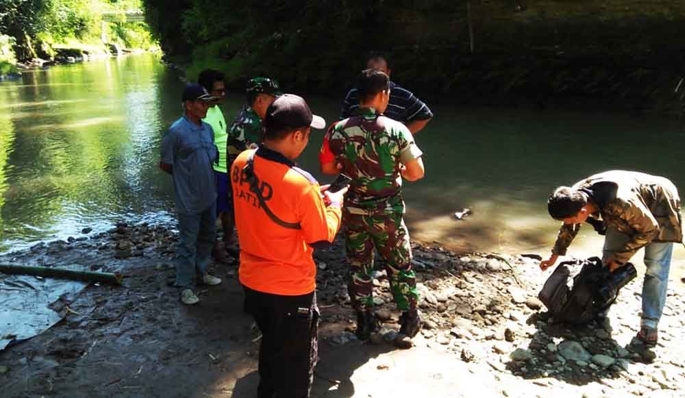 Evakuasi santri temggelam di Ponorogo