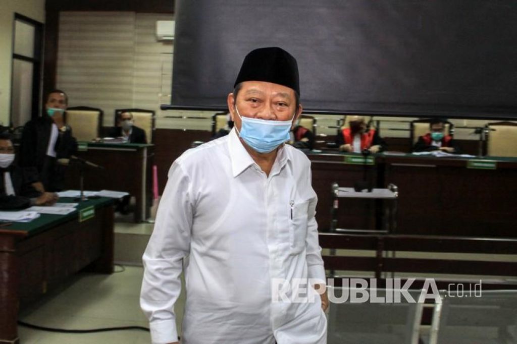 Terdakwa Bupati nonaktif Sidoarjo Saiful Ilah (Foto: Antara/Umarul Faruq)