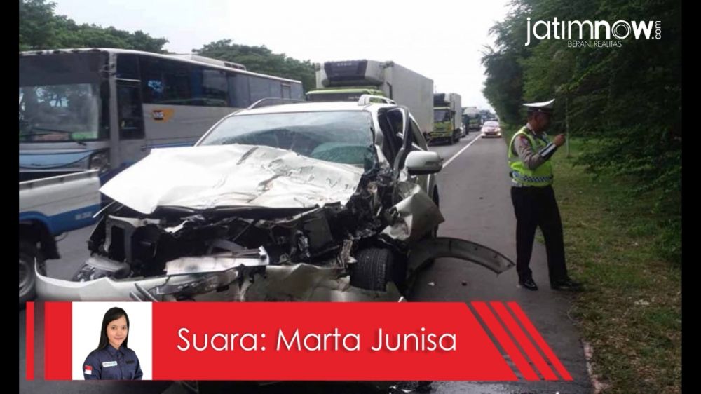 Photo Talk: Fortuner Seruduk 'Pantat' Truk