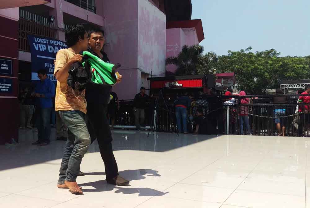 Antrian Tiket Final Piala AFF Nyaris Ricuh, Satu Provokator Diamankan