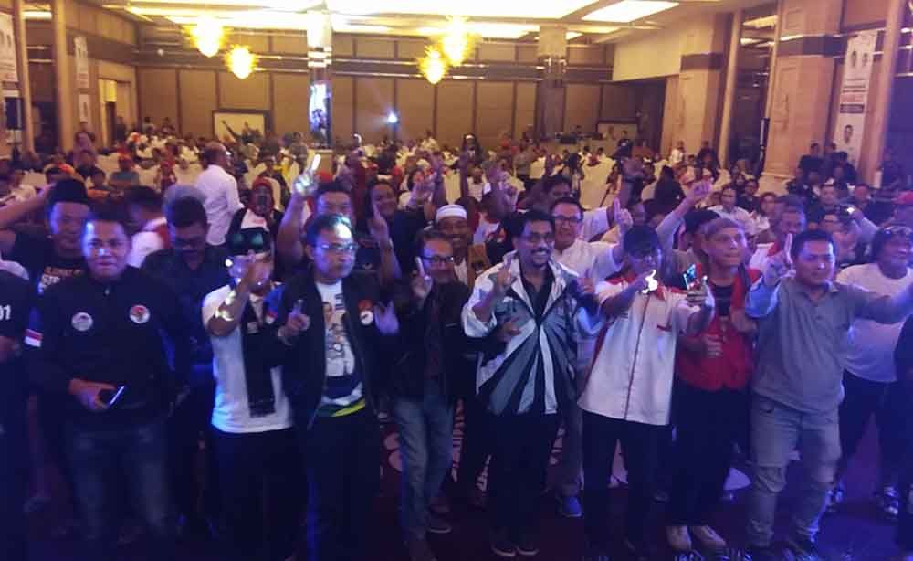 Acara nobar debat Capres di Surabaya