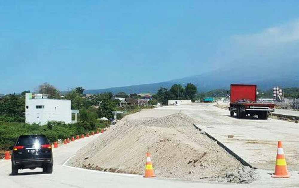 Jalan Tol Pandaan - Malang
