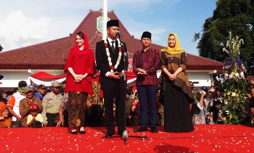 Wagub Emil dardak dan Wabup Trenggalek Muhammad Nur Arifin