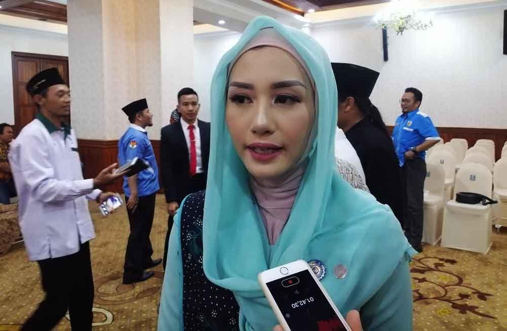 Istri Bupati Trenggalek, Novita Hardini