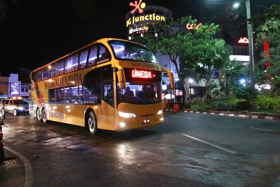 Bus tingkat Dishub Surabaya saat diuji coba di rute ITS-Unesa/Foto: Arry Saputra