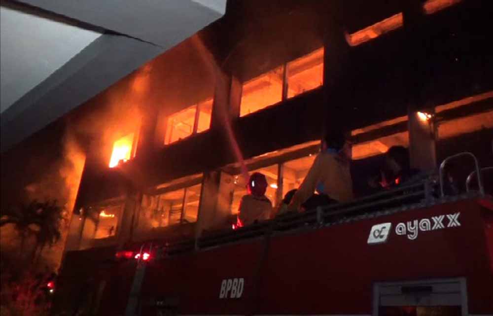 Kebakaran Kampus Undar Jombang Padam, Korban Nihil