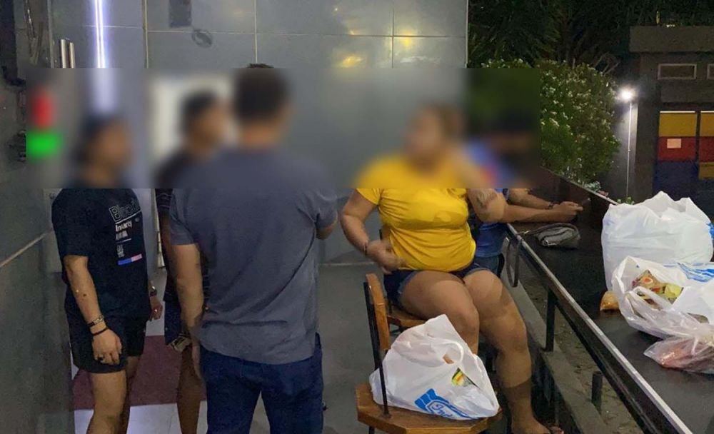 Penggerebekan prostitusi online oleh Unit Jatanras Satreskrim Polrestabes Surabaya

