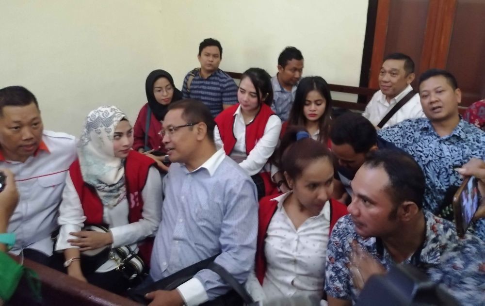Sidang kasus prostitusi online di Pengadilan Negeri Surabaya