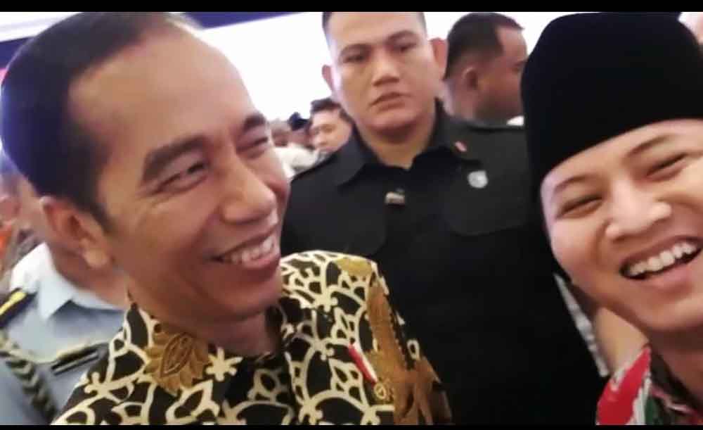 Wabub Trenggalek Moch Nur Arifin saat ngeVlog bersama Presiden Joko Widodo di Jakarta