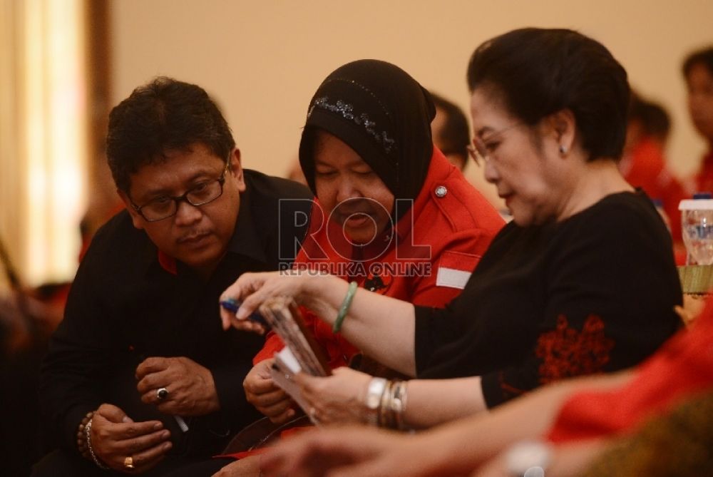 Dapat Pujian dari Megawati, Risma Ucapkan Terima Kasih