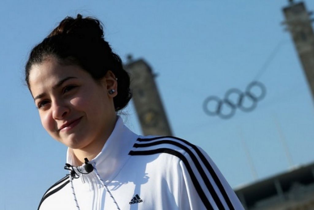 Kisah Gadis Cantik Suriah Renang 3,5 Jam Hindari Perang Menuju Olimpiade